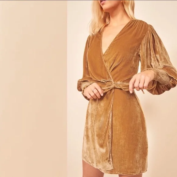 Reformation Boheme Long Sleeve Velvet Wrap Dress - Picture 2 of 16